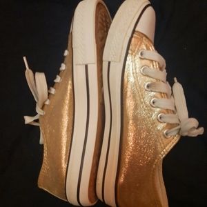 Golden canvas shoe